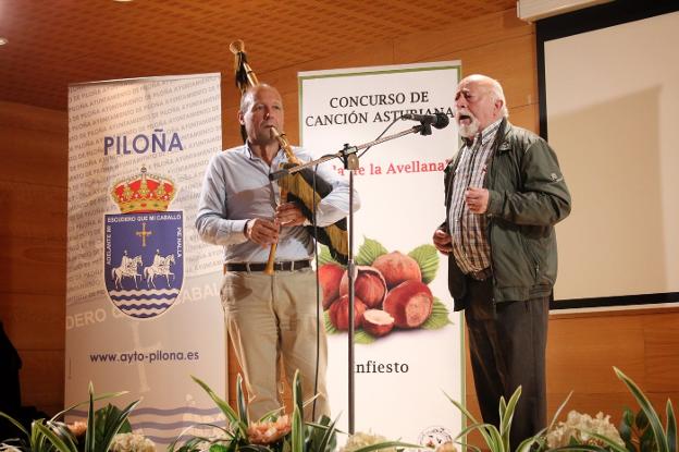 «En el oriente falta tradición de concursos de tonada»