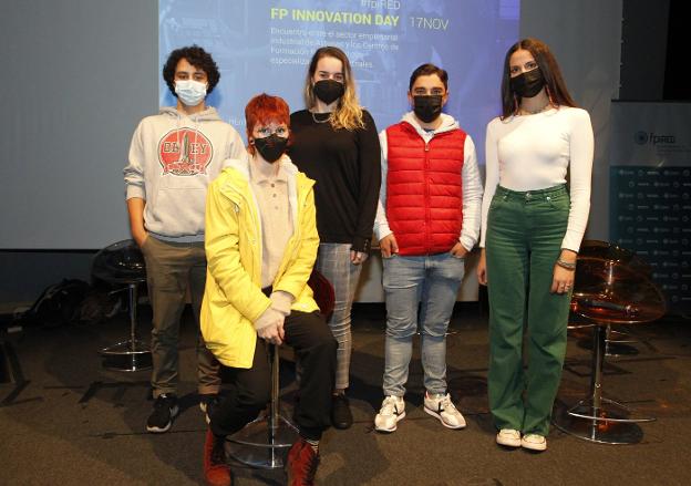 «Casi todos mis amigos son universitarios, pero ven más salida en la FP»