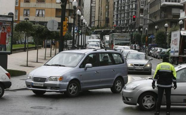 La normativa que obligará a miles de conductores a plantearse si cambiar de coche