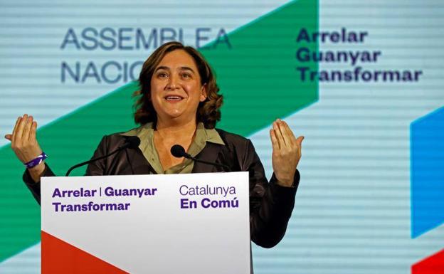 Colau asegura que en Valencia nació «un proyecto de Estado»