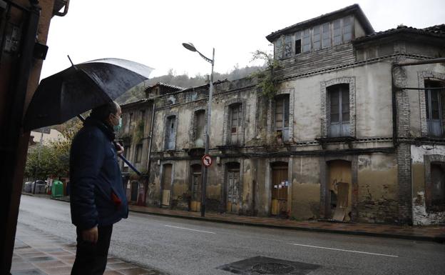 «La droga está acabando con el barrio de La Villa en Mieres»