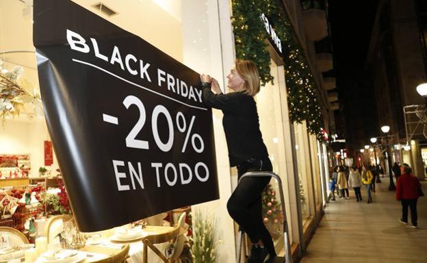 Las contrataciones en Asturias por el 'Black Friday' superarán en un 50% las cifras previas a la pandemia