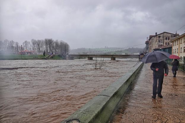 «El río ha crecido muy rápido»