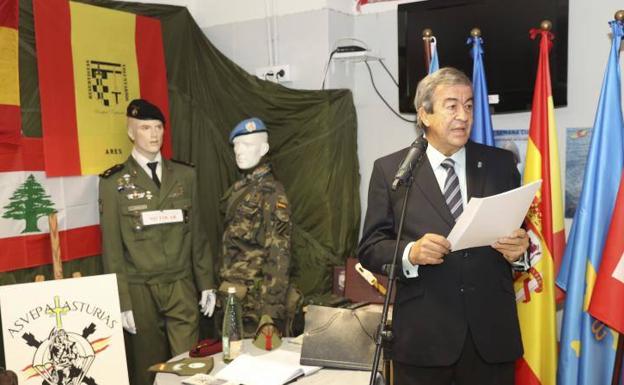 Álvarez-Cascos: «La cooficialidad amable no existe»