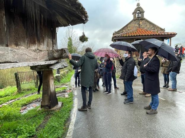 Fernando Mora: «El hórreo tiene una parte de patrimonio material y otra inmaterial»