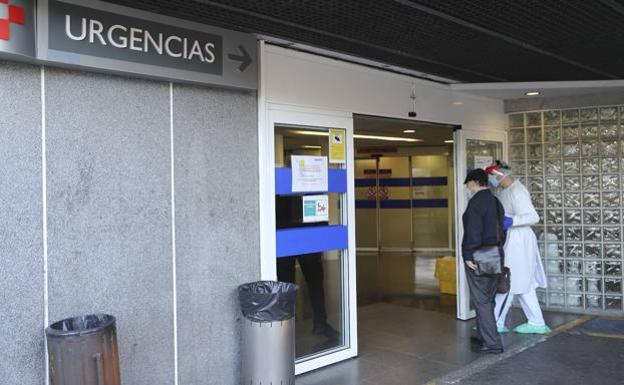 Asturias duplica los contagios y Salud advierte de un incremento inminente de la hospitalización
