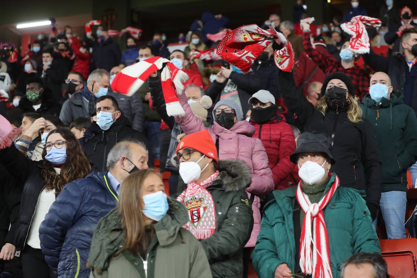 ¿Estuviste en el Sporting - Fuenlabrada? ¡Búscate!