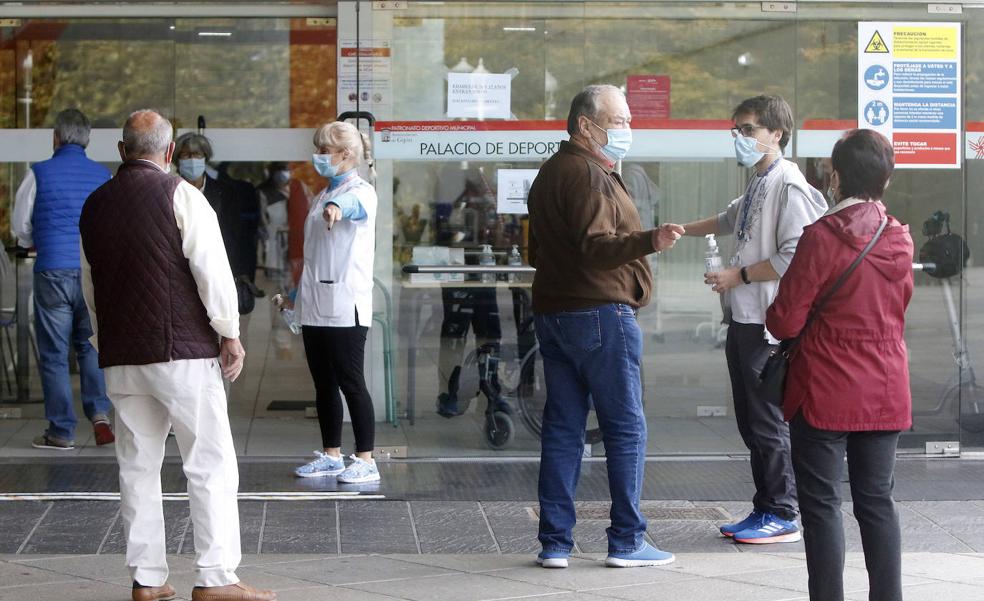 Asturias pide más vacunas para frenar la nueva ola covid