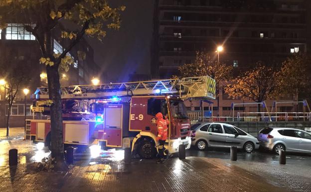 Descubren los cadáveres de una mujer y su hija en su domicilio de Bilbao