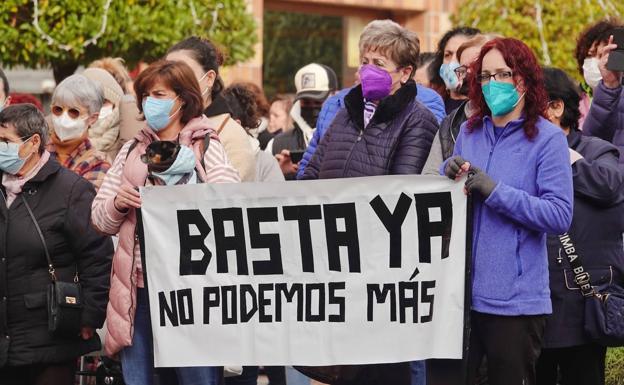 «Llevamos once años viviendo con miedo al río y sin respuestas»