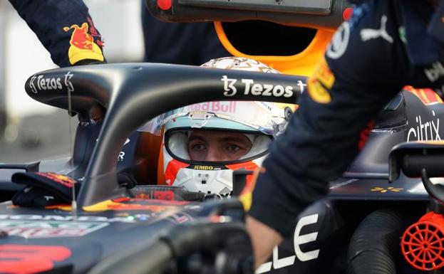 Verstappen, a hacer realidad su sueño en la noche de Arabia