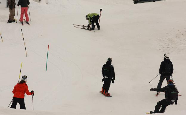 Pajares estrena la temporada de esquí