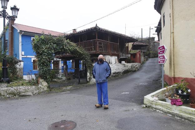 «El futuro del pueblo no es otro que acabar muriendo»