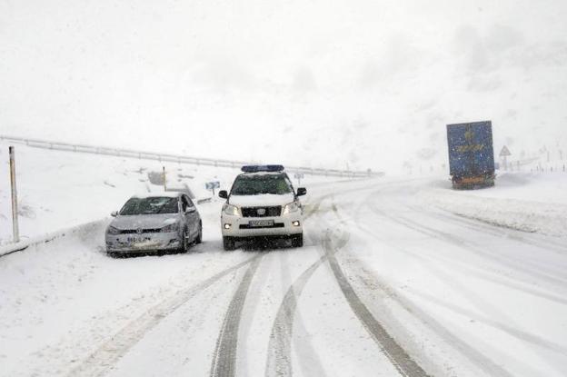 La DGT recomienda adelantar el regreso ante la previsión de nevadas en el norte