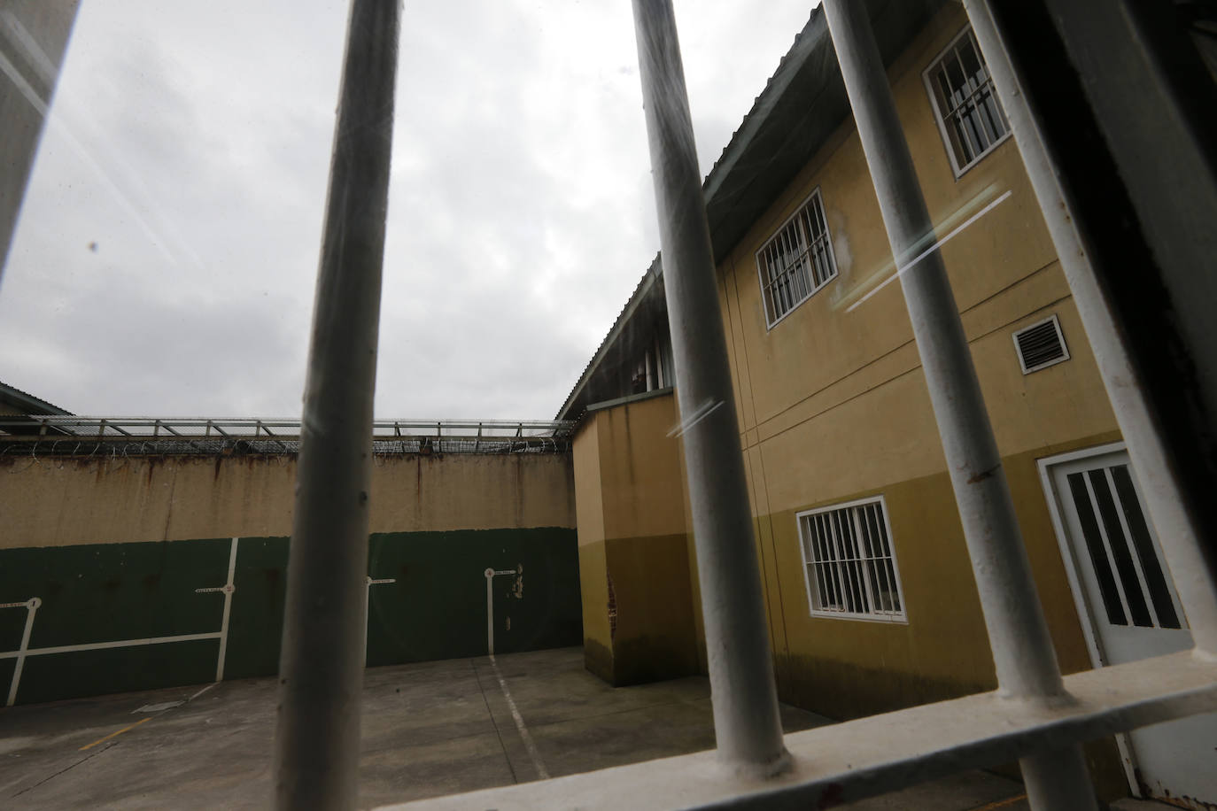 El módulo de mujeres de la cárcel de Villabona, aislado por un brote de coronavirus