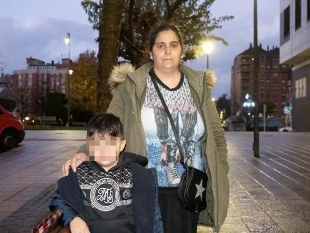 Amenazas e insultos obligan a una familia a mudarse de su casa