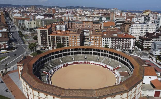 El Ayuntamiento de Gijón estudiará cualquier solicitud para la plaza de toros, «pero nuestro deseo sería que no hubiese corridas»