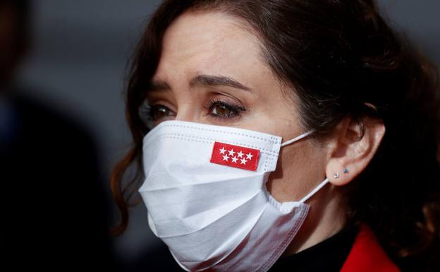 Ayuso: «Pedirle a un comunista que entienda datos económicos es como pedirle a un neandertal que entienda Internet»