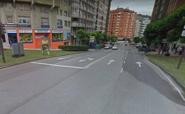 Un menor de 17 años coge el coche de su madre y se va de casa tras una discusión familiar en Avilés