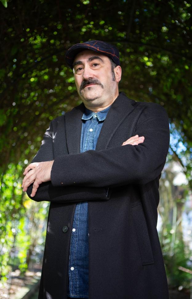 «Nun hai argumentu nesta novela porque la vida nun lu tien»