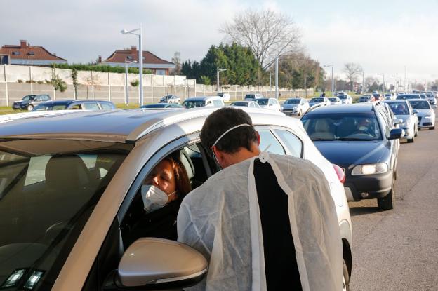 El Principado se plantea «dar un paso más» ante el rápido avance de la pandemia