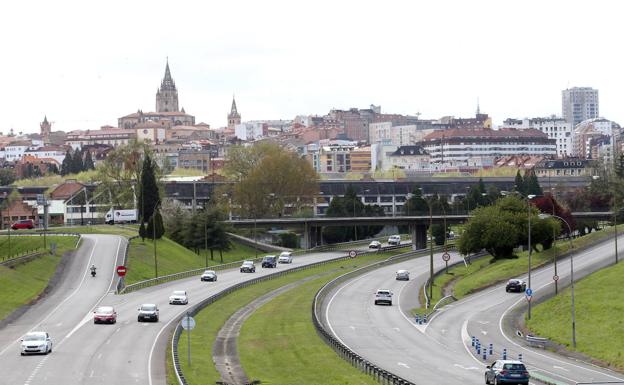 Activado el protocolo anticontaminación en Oviedo: prohíbe quemas y recomienda el transporte público