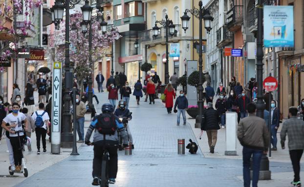 Asturias perdió 3.992 vecinos hasta julio y se queda en 1.008.897 habitantes