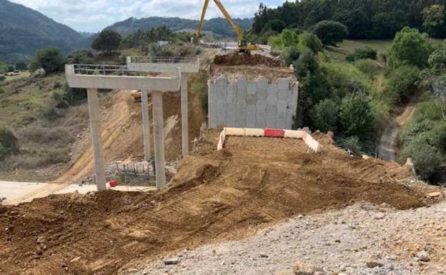 El clamor de vecinos y empresarios del Suroccidente por las carreteras llega a Oviedo