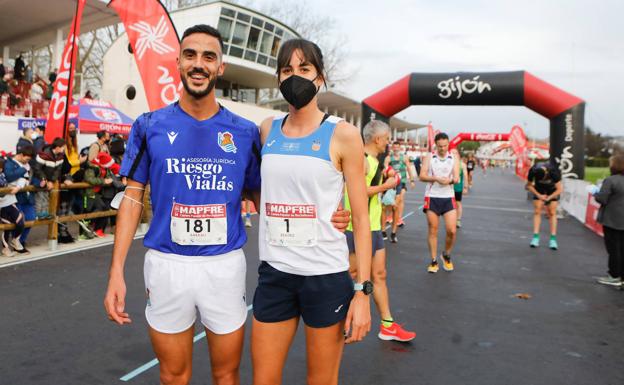 Beatriz Álvarez y Moha Bakkali dominan en la Carrera de Nochebuena