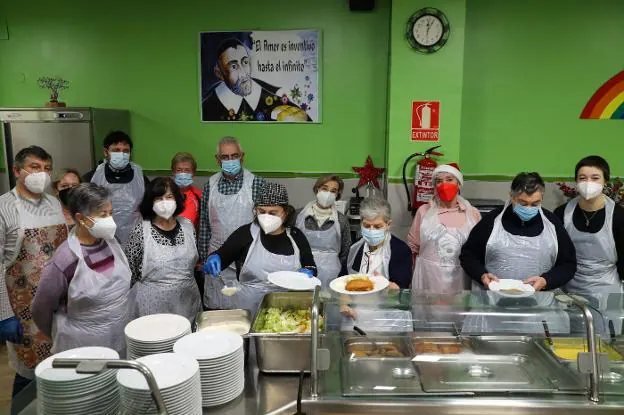 La Cocina Económica de Gijón alimentó a 420 personas los días 24 y 25