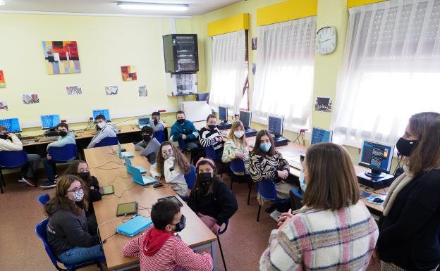 Los colegios reforzarán la seguridad para retomar las clases presenciales el día 10