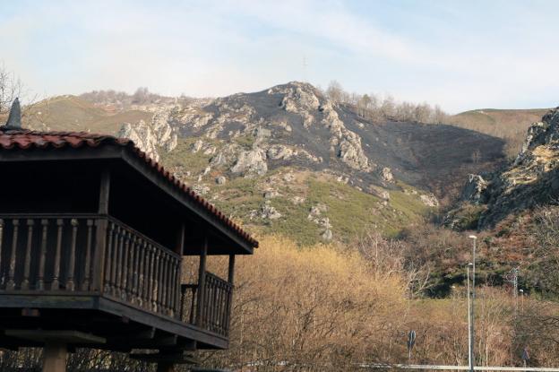 Asturias sumará 21 bomberos en marzo y 4 investigadores cuando la ley se adapte