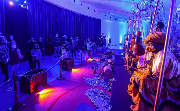 Melchor: «Pedimos a los niños de Oviedo que sean obedientes y se acuesten pronto»