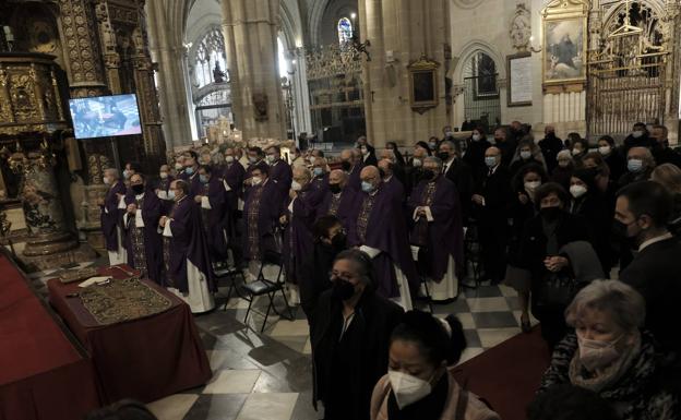 Último adiós al cardenal Francisco Álvarez, un hombre «humilde y sencillo»