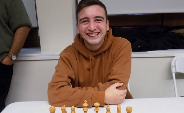 Guedes gana el torneo de ajedrez de Reyes del Ensidesa