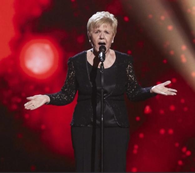«Dejé de cantar tras morir mi hijo, ahora es mi estrella»