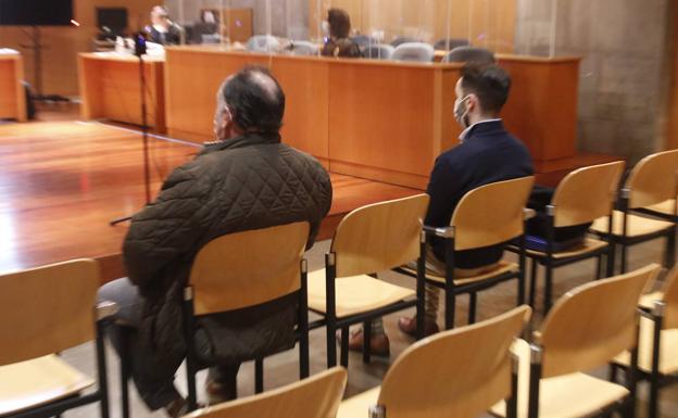 «Recibíamos la nómina con el descuento de la Seguridad Social y en efectivo»