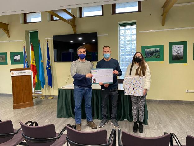 Cabranes premia las mejores fotos de ornitología