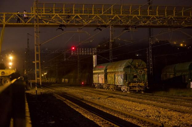 Fallece un hombre tras ser arrollado por un tren en Oviedo