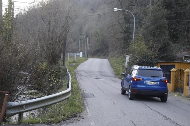 Siete empresas optan a la reparación de la carretera de Figaredo a Sotrondio