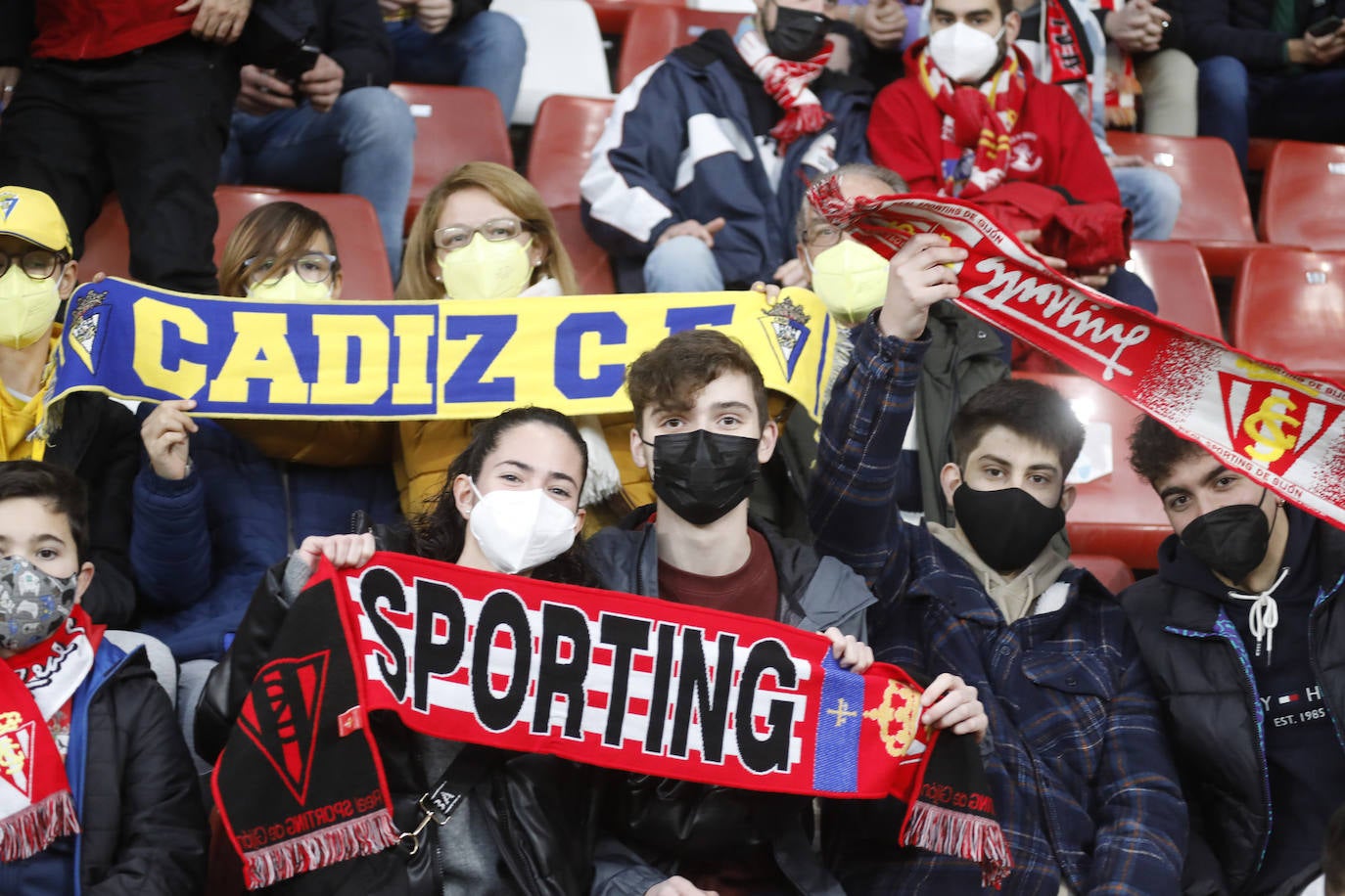 ¿Estuviste en el Sporting-Cádiz? Búscate en las imágenes