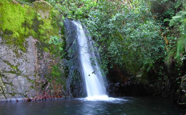 El Principado declara la garganta del Escañorio como Monumento Natural