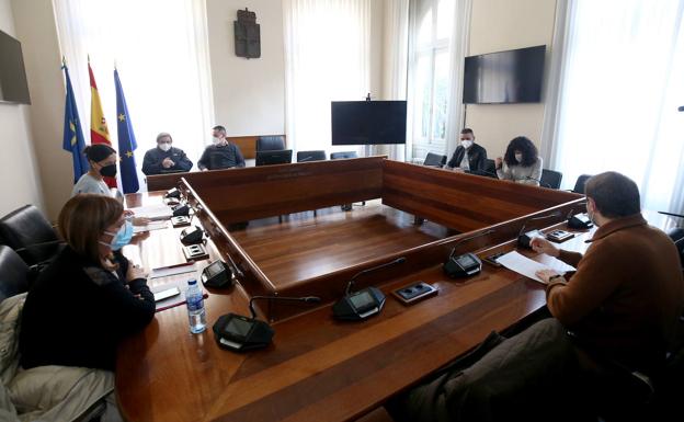 Foro se enroca en la fiscalidad y el Estatuto llega a un callejón sin salida