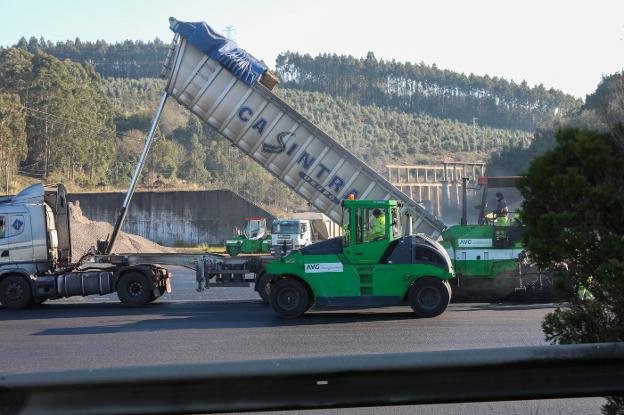 El Puerto amplía su zona logística en la margen derecha y negocia más terreno para las empresas