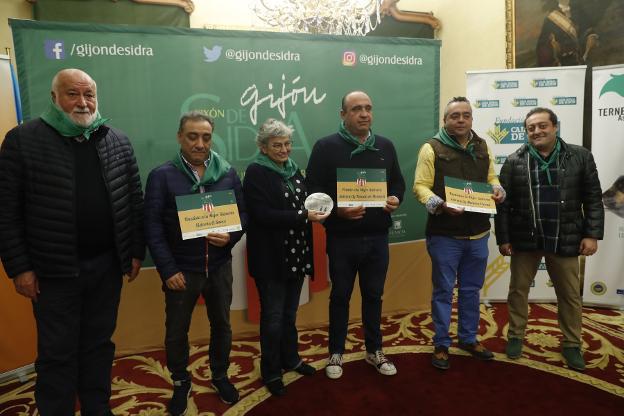 La alcaldesa de Gijón acusa a Oviedo de querer «apropiarse de forma excluyente» de la cultura sidrera