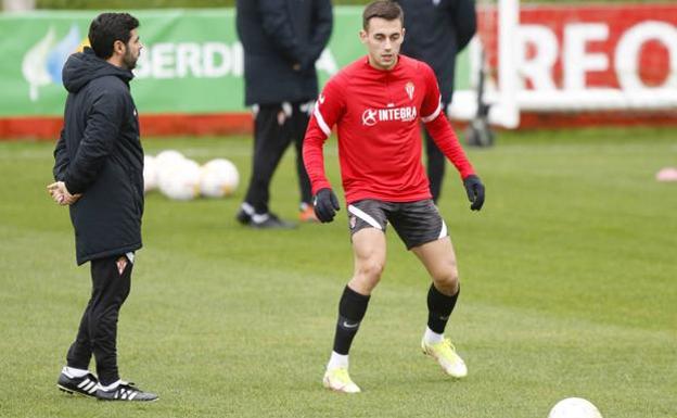 Pedro Díaz: «Tenemos que pensar que todos los equipos a los que nos enfrentamos son mejores y así ponernos al cien por cien»