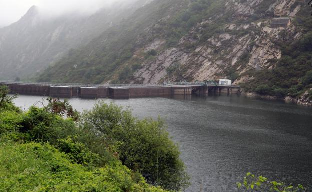 Una inversión de 433 millones para asegurar «el abastecimiento de agua de toda Asturias»