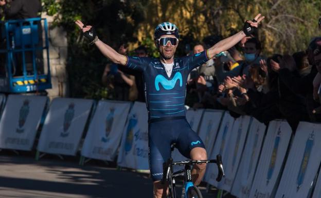 Alejandro Valverde gana en Andratx a sus 41 años