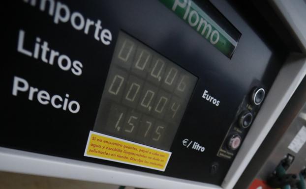 La gasolina y el gasóleo, en máximos de los últimos cinco años