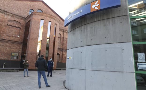 El paro crece en enero en Asturias en 1.491 personas
